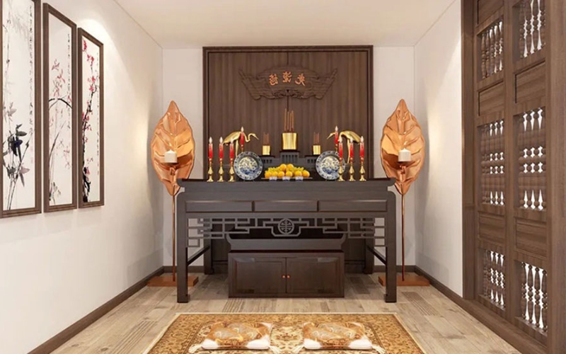 chim sẻ bay vô nhà đậu trên bàn thờ
