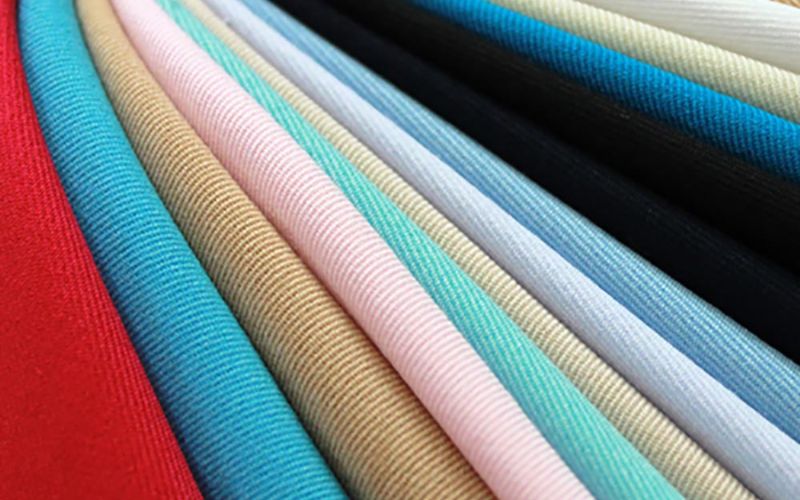 Vì sao cần chọn đúng vải may đồng phục công ty?